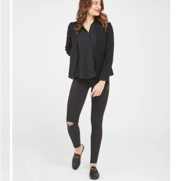 SPANX Black Distressed Denim Jeggings Size Medium 8-10 - Picture 10 of 10